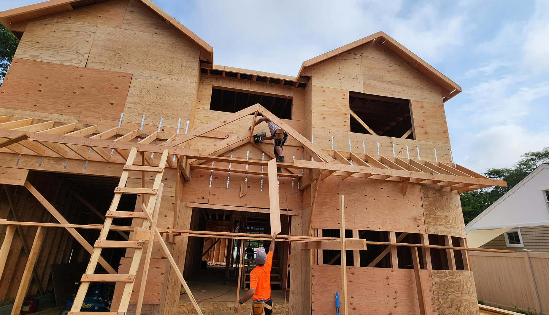 Best roofing company in West Islip 